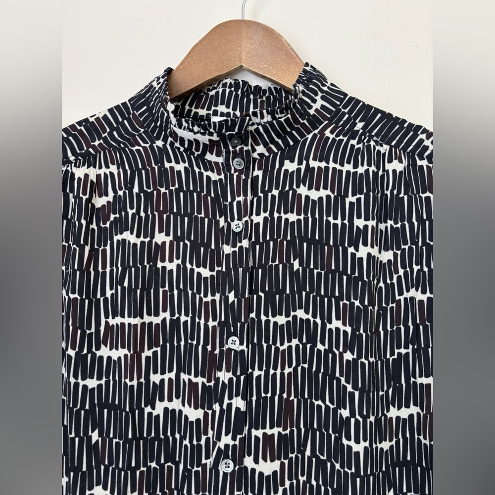 Tyler Boe Ruffle Neck Button Up Shirt Sz 10 NEW NWT Office Chic - Picture 2 of 8